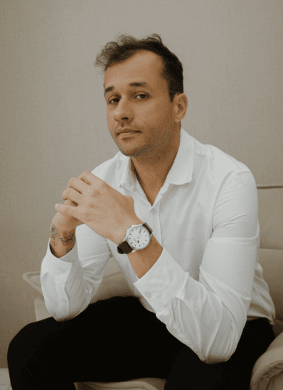 Dr. Thales Macedo Vieira